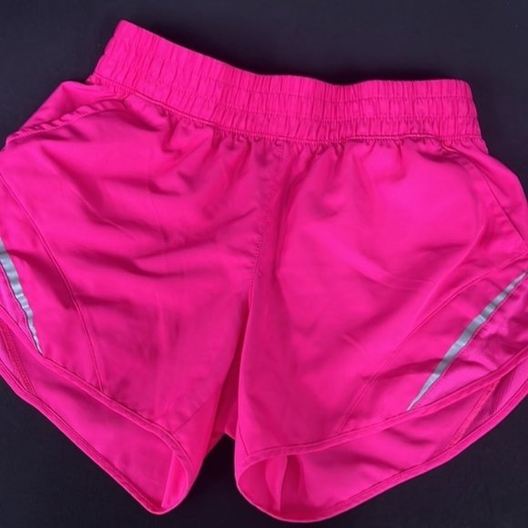 𝅺lot of 2 Medium Athletic Shorts - Picture 4 of 5